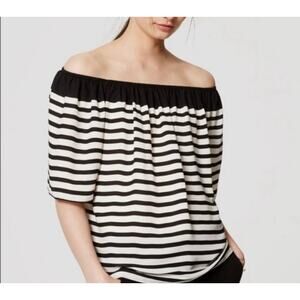 Ann Taylor Loft Women's Striped Black & White Top Size Small Flowy Short Sleeve